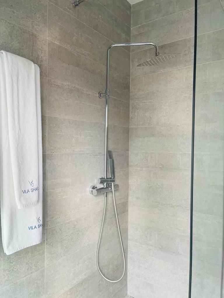 Vila Shard Boutique Hotel Tiranë Ngoại thất bức ảnh
