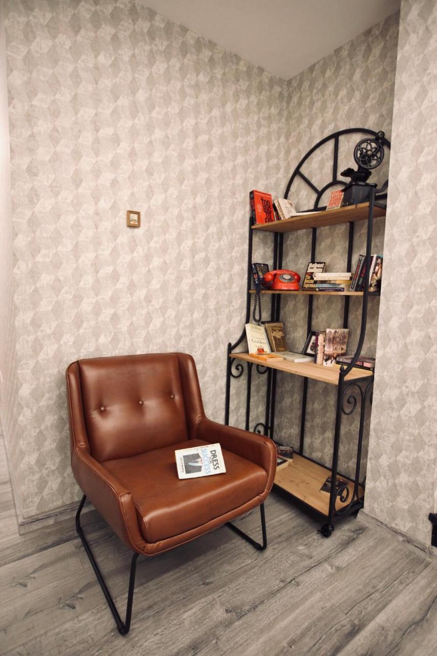 Vila Shard Boutique Hotel Tiranë Ngoại thất bức ảnh